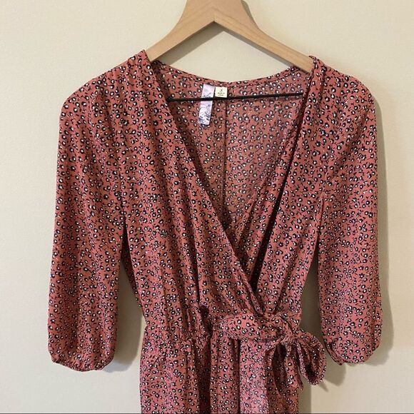 Alya Floral Front Tie Romper - Picture 2 of 8